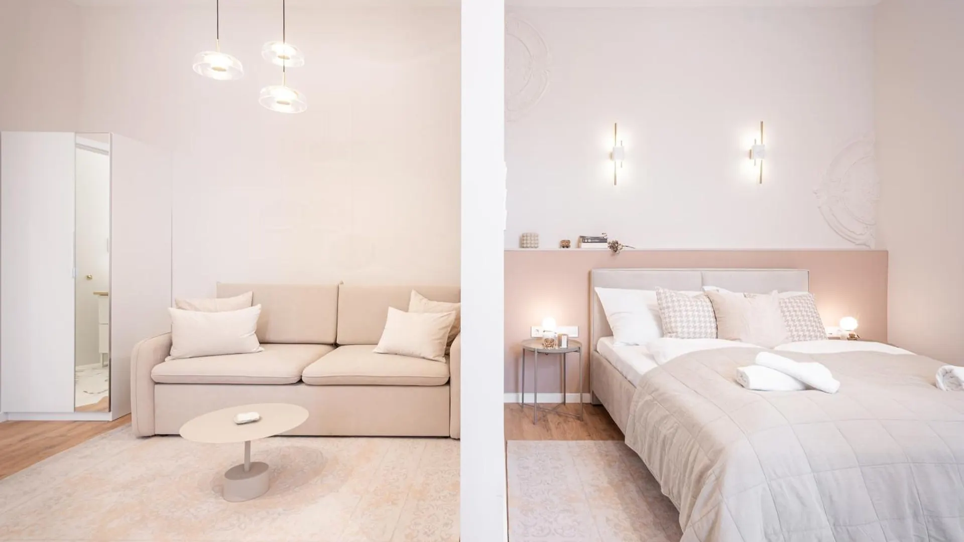 A43 - Akacfa Street Heritage Apartment - Best Location By Bqa Budapest